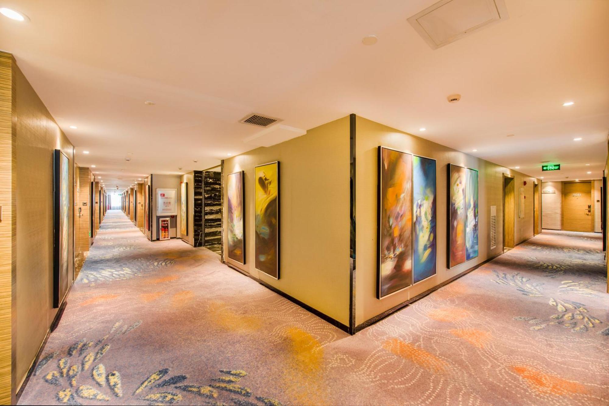 La Perle International Hotel - Free Shuttle Between Hotel And Exhibition Center During Canton Fair & Exhibitor Registration Counter מראה חיצוני תמונה